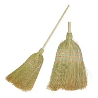 Веник-метла сорго ЛЮБАША, натуральный, 5-ти прошивной, деревянный черенок 100 см, 400х350 мм, 605368