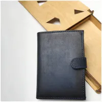 Портмоне с хлястиком Кожевенная мануфактура, тонированная нат. кожа, синий, в деревянной упаковке