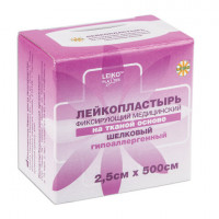 Лейкопластырь медицинский фиксирующий в рулоне LEIKO 2,5х500 см, на шелковой основе, в картонной коробке, 531626