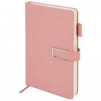 Ежедневник недатированный А5 143х210мм BRAUBERG Deluxe, под кожу, магнит 160л, розовый, 117143