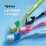 Зубная щетка НАБОР (1+1) COLGATE "Массажер", средней жесткости, ш/к 13405, FCN20845 по низкой цене оптом 