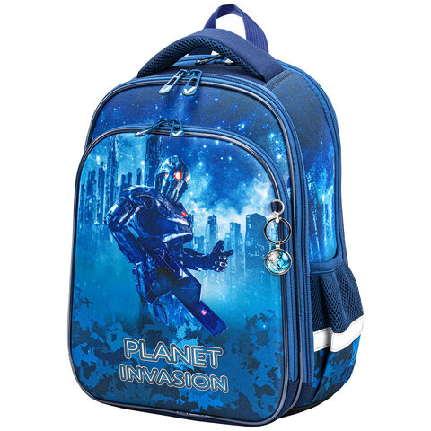 Ранец BRAUBERG QUADRO, 3 отделения, с брелком, "Planet invasion", 37х28х18 см, 270604 по низкой цене оптом Краснодар, Москва, Уфа, Казань, Барнаул, Владивосток, Хабаровск, Сахалин, Красноярск, Екатеренбург, 