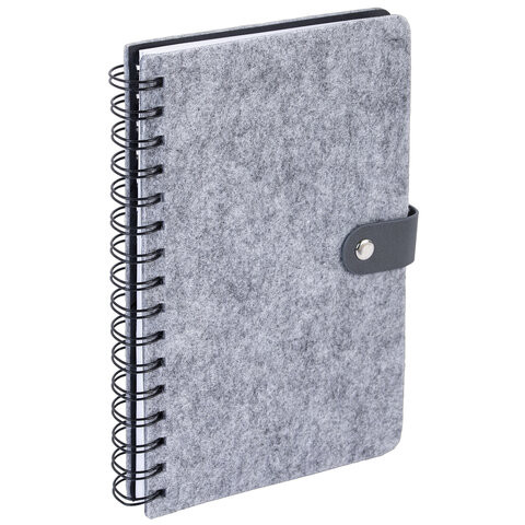 Ежедневник недатированный А5 135х210мм BRAUBERG Felt на гребне, войлок, кнопка 160л, серый, 117133 по низкой цене оптом Ежедневник недатированный А5 135х210мм BRAUBERG Felt на гребне, войлок, кнопка 160л, серый, 117133 по низкой цене оптом